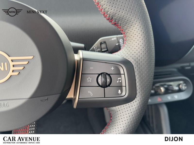 Occasion MINI Cooper 3 Portes E 184ch JCW 2024 Legend Grey 39990 € à Dijon