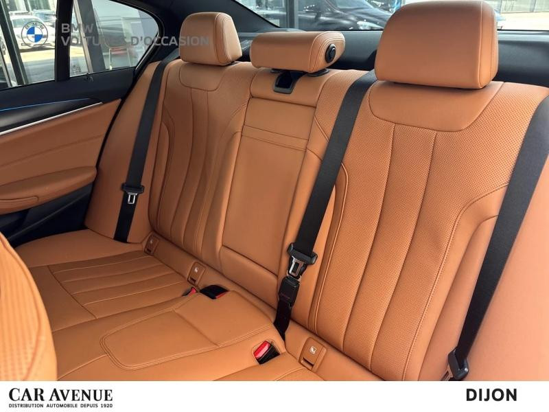 Occasion BMW Série 5 545eA xDrive 394ch M Sport Steptronic 2023 BMW Individual Tanzaniteblau métallisé 62490 € à Dijon