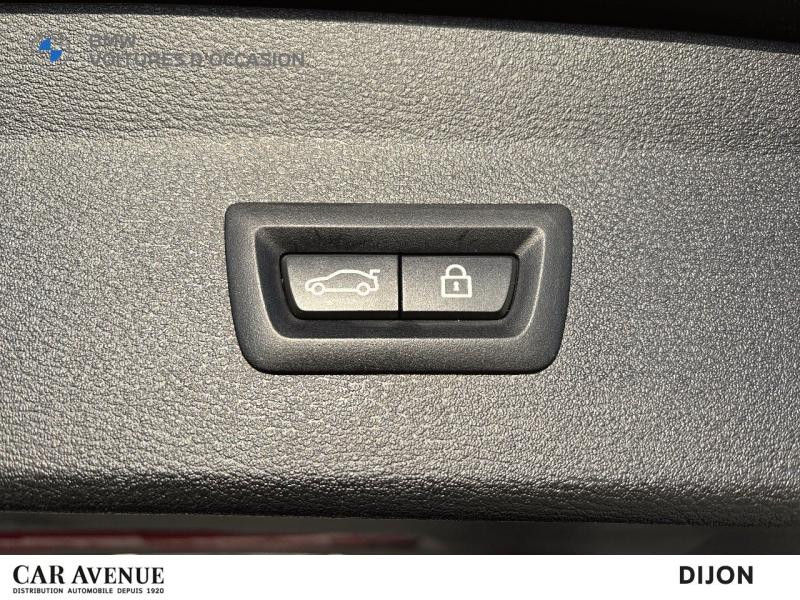 Occasion BMW X1 sDrive18iA 136ch xLine DKG7 2022 Saphirschwarz 32490 € à Dijon