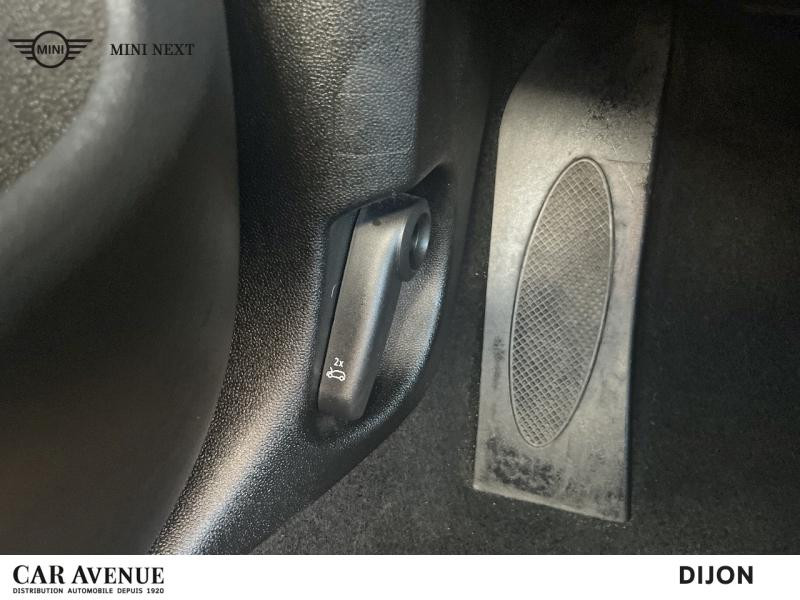 Occasion MINI Clubman Cooper 136ch Knightsbridge BVA7 2022 Enigmatic Black metallic 25990 € à Dijon