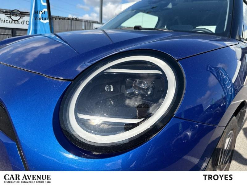 Used MINI Cooper 3 Portes E 184ch Classic 2024 Blazing Blue € 29990 in Dijon