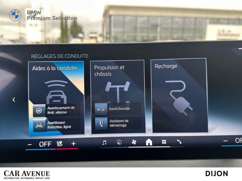 Occasion BMW iX xDrive40 326ch 2025 Saphirschwarz métallisé 74990 € à Dijon