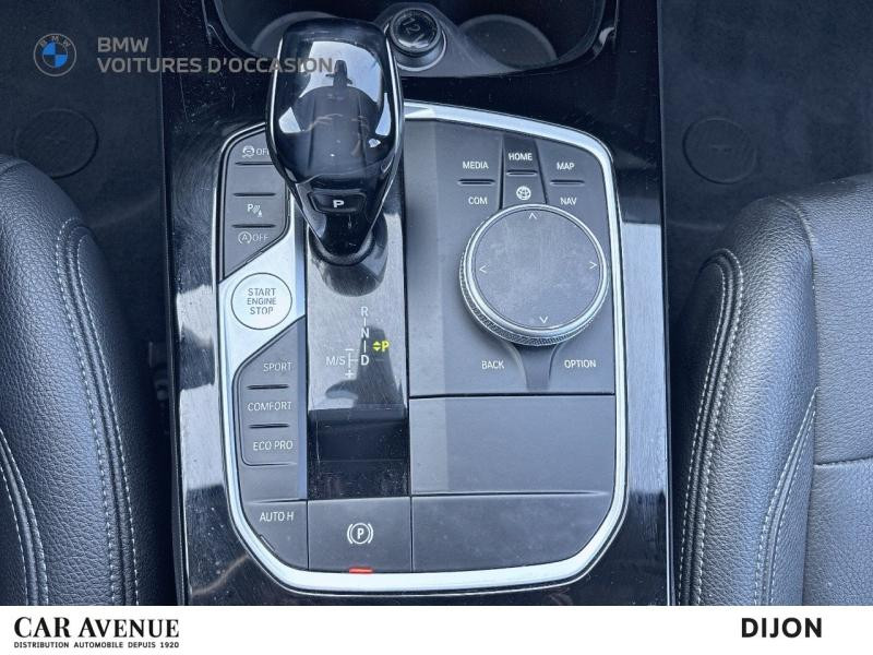 Occasion BMW Série 1 118iA 140ch Luxury DKG7 112g 2020 Mineralgrau 27490 € à Dijon