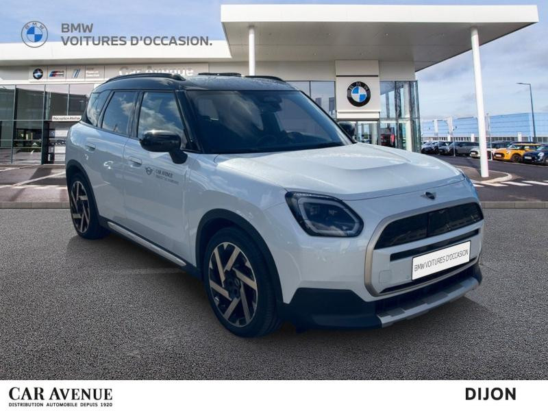 Occasion MINI Countryman E 204ch Favoured 2024 Nanuq White 39970 € à Dijon