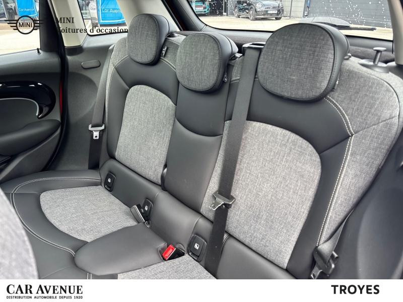 Occasion MINI Mini 5 Portes Cooper 136ch Edition Camden BVA7 2022 Chili Red 25980 € à Dijon