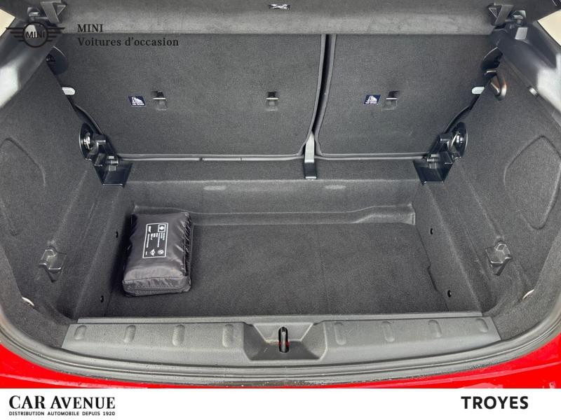 Occasion MINI Mini 5 Portes Cooper 136ch Edition Camden BVA7 2022 Chili Red 25980 € à Dijon