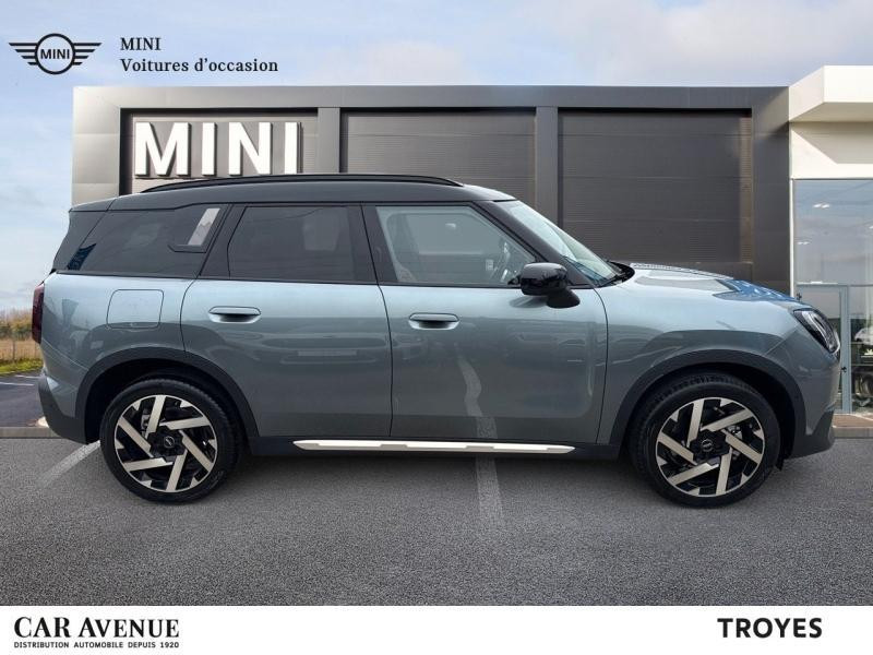 Occasion MINI Countryman C 170ch Favoured DKG7 2024 Smokey Green 37490 € à Dijon