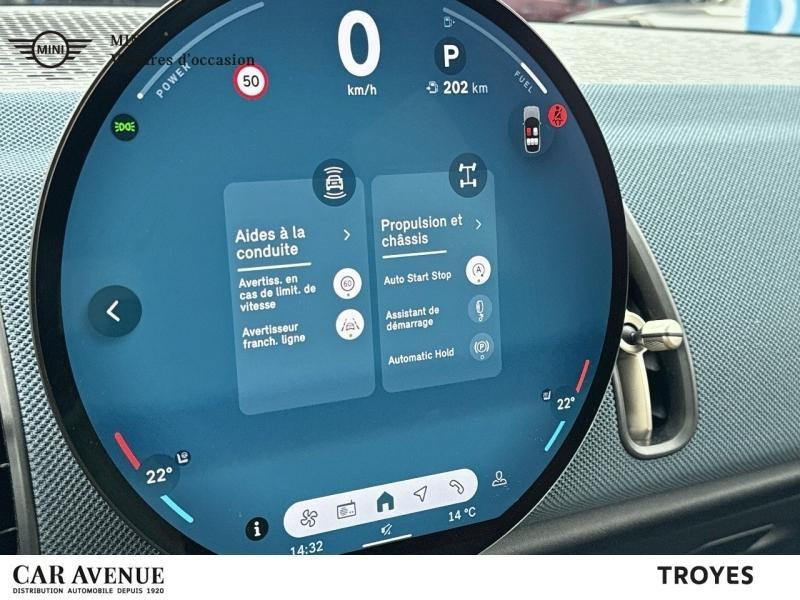 Occasion MINI Countryman C 170ch Favoured DKG7 2024 Smokey Green 37490 € à Dijon