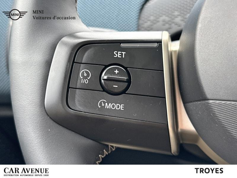 Occasion MINI Countryman C 170ch Favoured DKG7 2024 Smokey Green 37490 € à Dijon