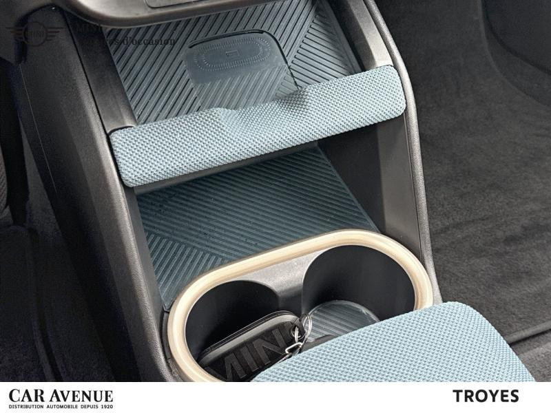 Occasion MINI Countryman C 170ch Favoured DKG7 2024 Smokey Green 37490 € à Dijon