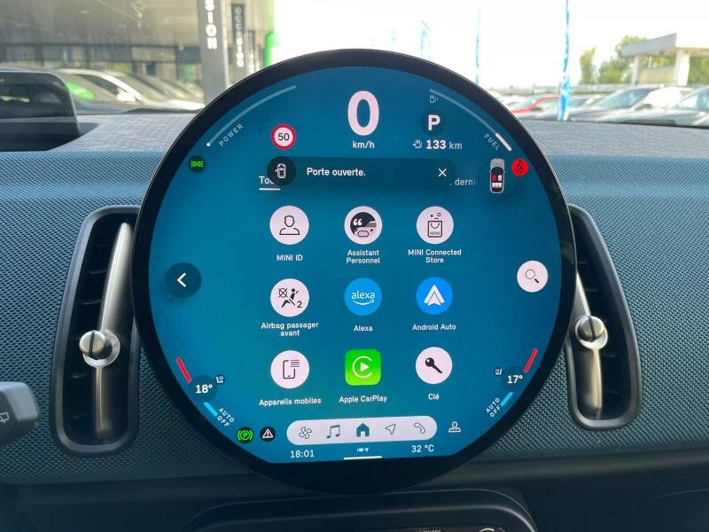 Occasion MINI Countryman C 170ch Favoured DKG7 2024 Argenté 41990 € à Dijon