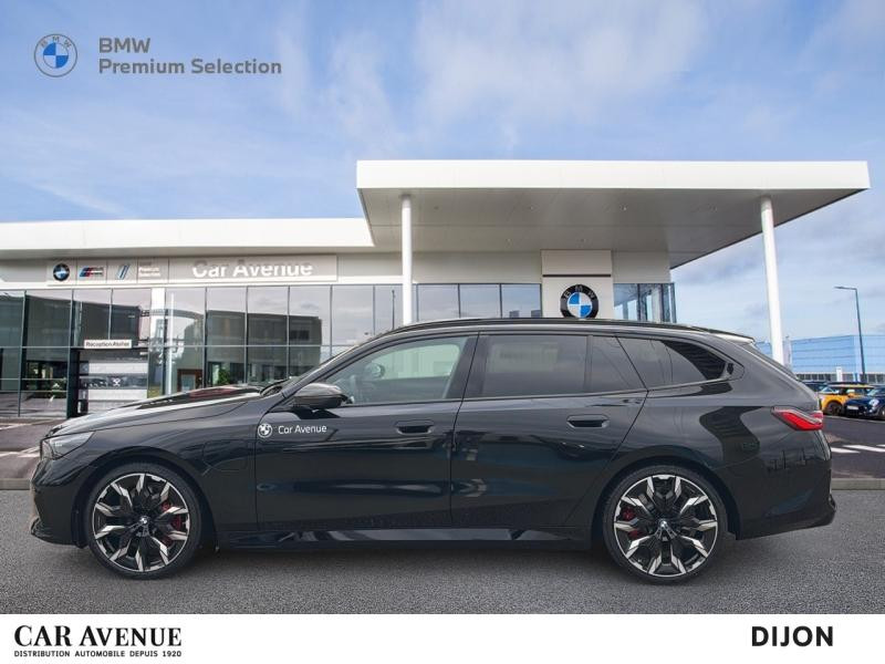 Occasion BMW Série 5 Touring 550e 489ch M Sport xDrive 2025 Saphirschwarz métallisé 110990 € à Dijon