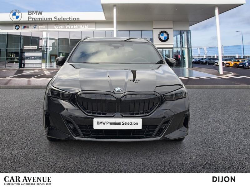 Occasion BMW Série 5 Touring 550e 489ch M Sport xDrive 2025 Saphirschwarz métallisé 110990 € à Dijon