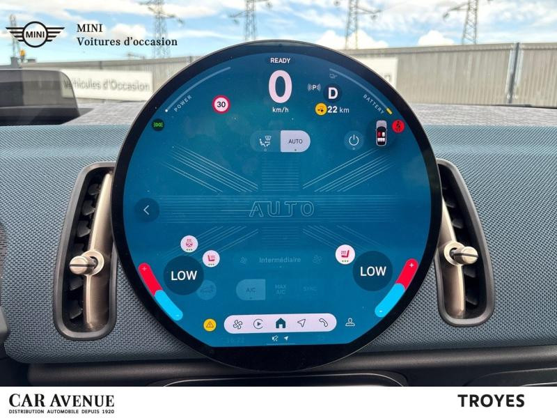 Occasion MINI Countryman E 204ch Favoured 2024 Midnight Black II 38880 € à Dijon
