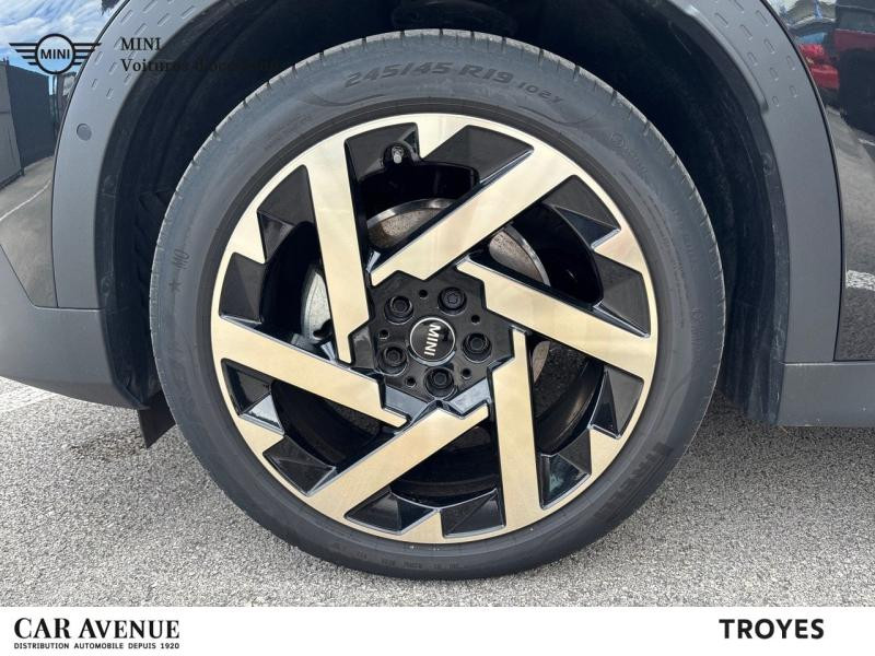 Occasion MINI Countryman E 204ch Favoured 2024 Midnight Black II 38880 € à Dijon