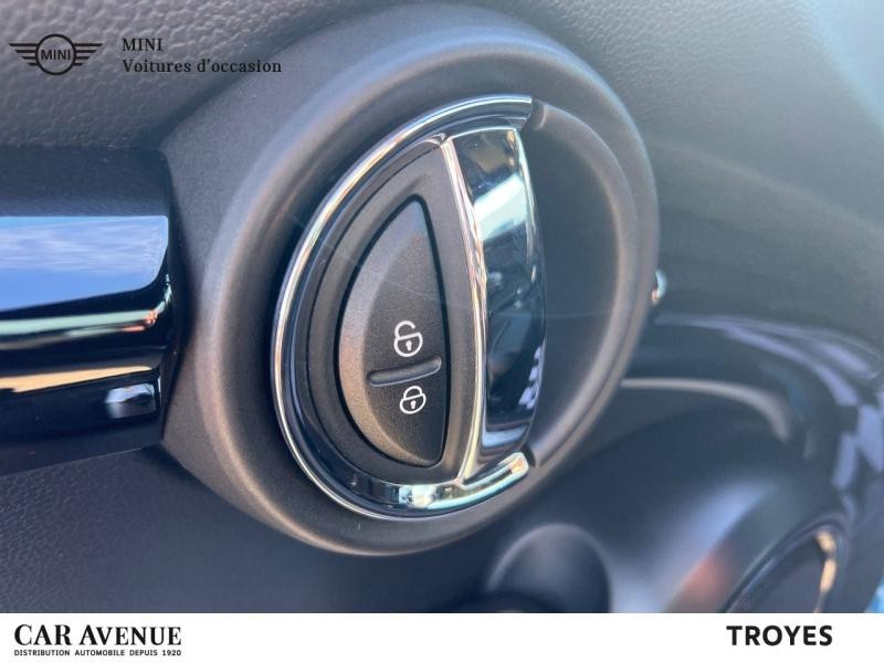 Occasion MINI Cabrio Cooper 136ch Edition Premium Plus BVA7 2022 Island Blue 30890 € à Dijon