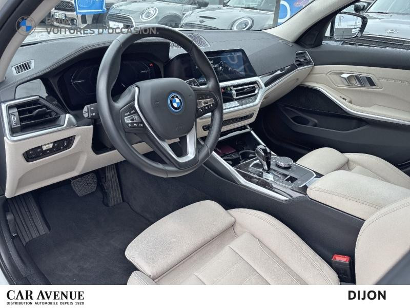 Occasion BMW Série 3 Touring 330eA xDrive 292ch Luxury 2021 Alpinweiss 34900 € à Dijon