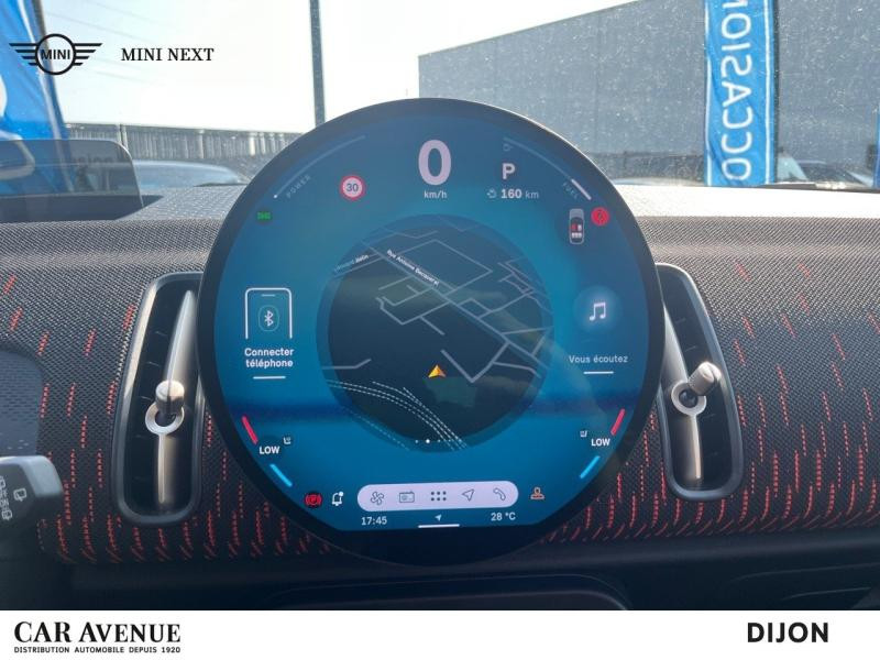 Occasion MINI Countryman C 170ch JCW DKG7 2024 Argenté 41490 € à Dijon