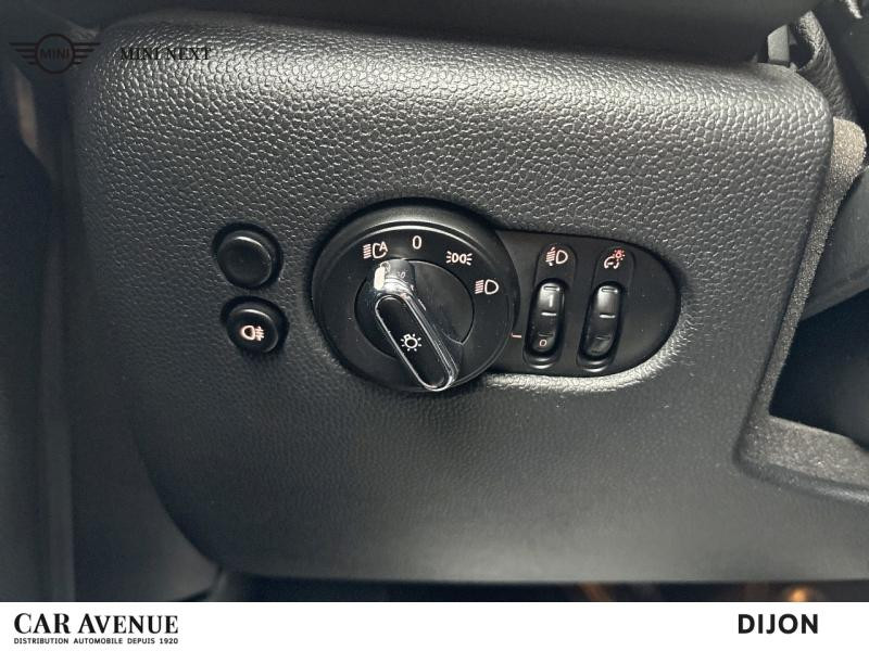 Used MINI Mini 5 Portes Cooper 136ch Edition Camden BVA7 2022 White Silver € 22900 in Dijon