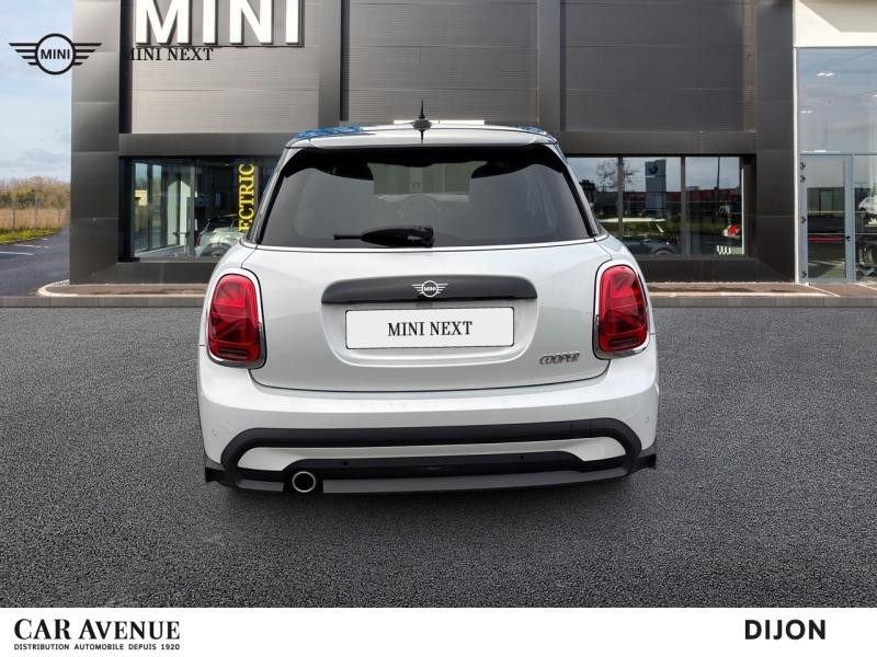Used MINI Mini 5 Portes Cooper 136ch Edition Camden BVA7 2022 White Silver € 22900 in Dijon