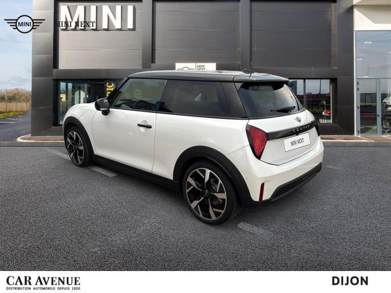Used MINI Cooper 3 Portes C 156ch Classic DKG7 2025 Nanuq White € 32890 in Dijon