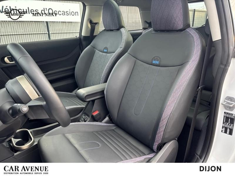 Used MINI Cooper 3 Portes C 156ch Classic DKG7 2025 Nanuq White € 32890 in Dijon