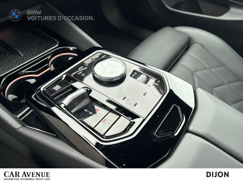 Used BMW Série 5 530e 299ch M Sport 2025 Saphirschwarz métallisé € 67900 in Dijon