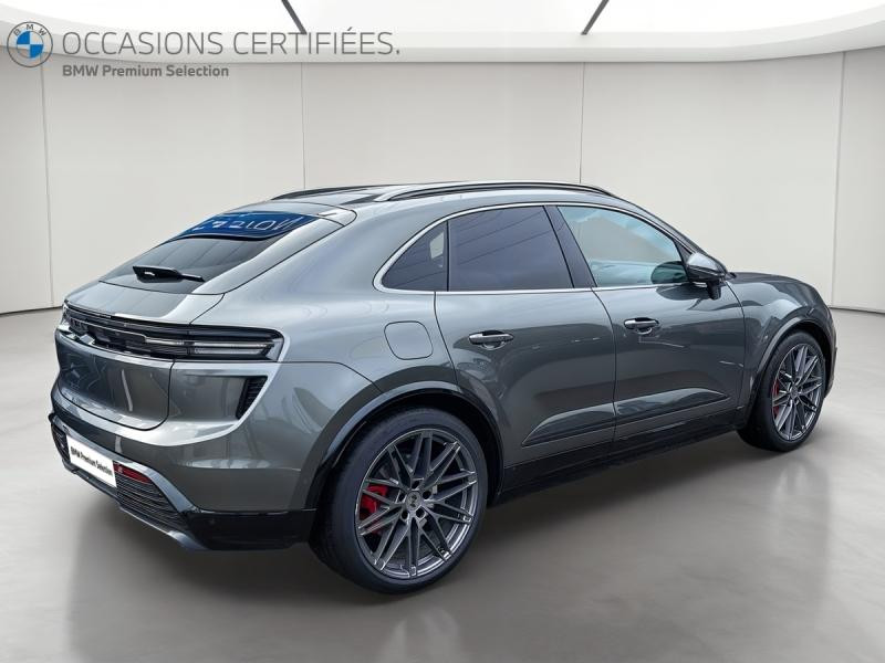 Used PORSCHE Macan 639ch Turbo MY25 2025 Autres couleurs € 95900 in Dijon