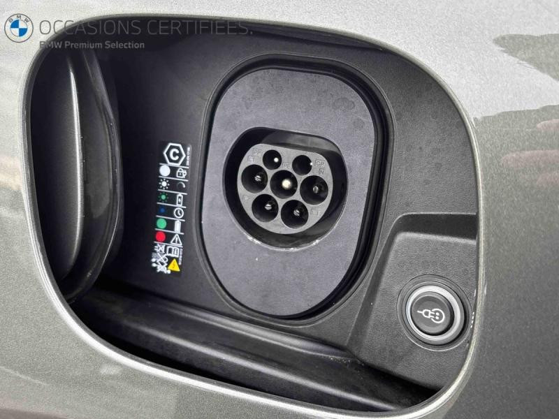 Used PORSCHE Macan 639ch Turbo MY25 2025 Autres couleurs € 95900 in Dijon