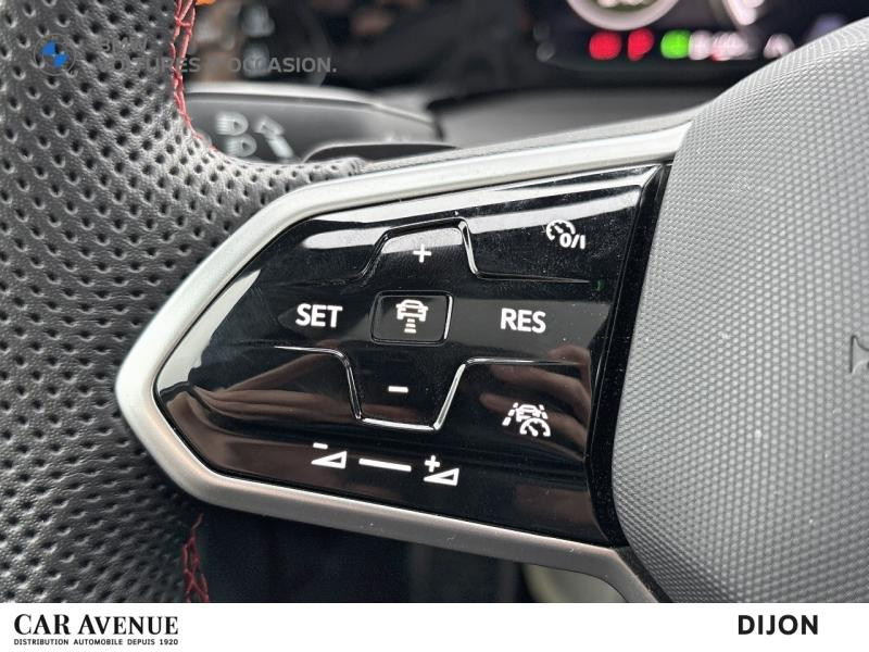 Used VOLKSWAGEN Golf 2.0 TSI 245ch GTI DSG7 2023 Blanc € 37780 in Dijon