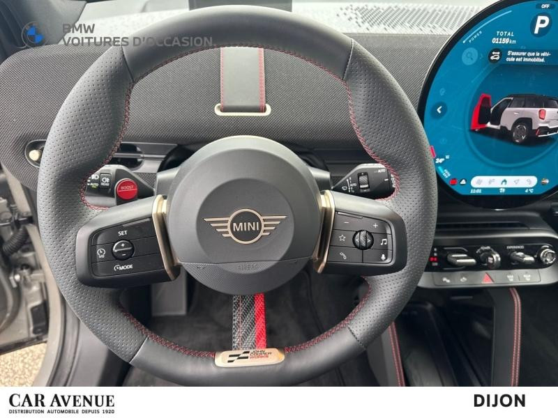 Occasion MINI Aceman JCW E 258ch JCW 2025 Melting Silver III 42900 € à Dijon