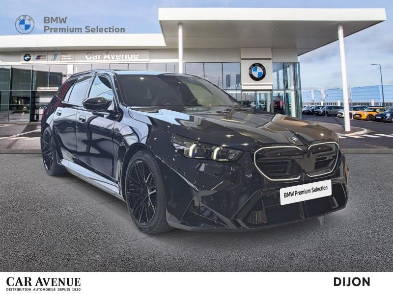 Occasion BMW M5 Touring 4.4 V8 PHEV 727ch 2025 Teinte carross mét BMW Ind/Toit+rét noir 174990 € à Dijon