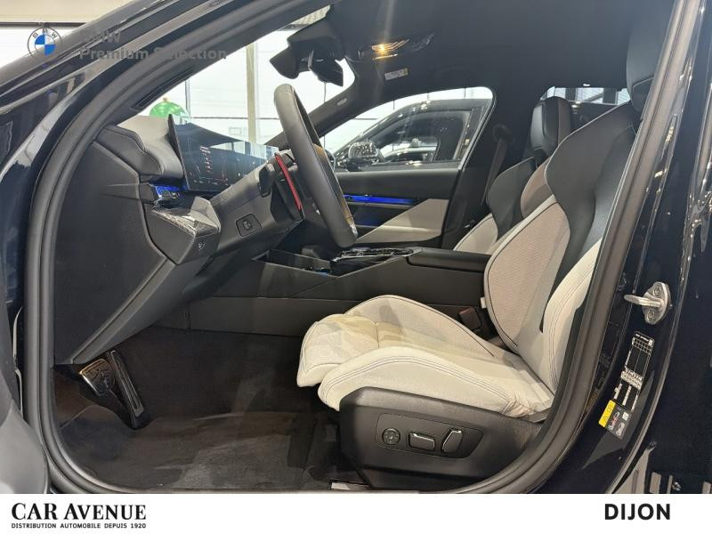 Occasion BMW M5 Touring 4.4 V8 PHEV 727ch 2025 Teinte carross mét BMW Ind/Toit+rét noir 174990 € à Dijon