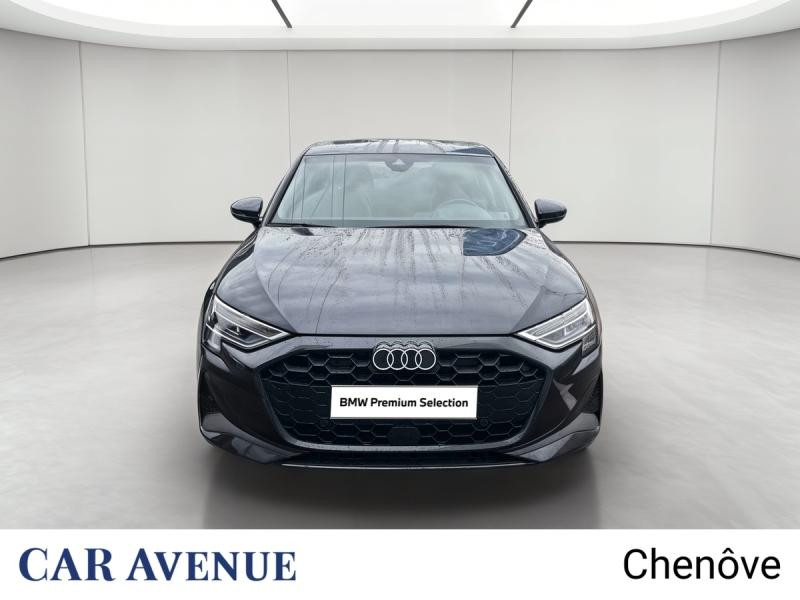 Used AUDI A3 Sportback 35 TFSI 150ch Mild Hybrid Design S tronic 7 2024 Gris Manhattan métallisé € 29990 in Dijon