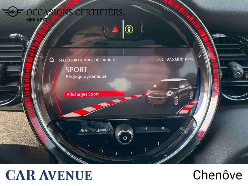 Occasion MINI Mini Cooper 136ch Edition Premium BVA7 2023 White Silver 25900 € à Dijon