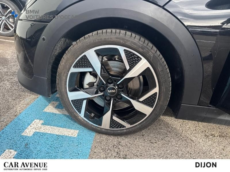 Occasion MINI Cooper 3 Portes C 156ch Classic DKG7 2025 Midnight Black II 30290 € à Dijon