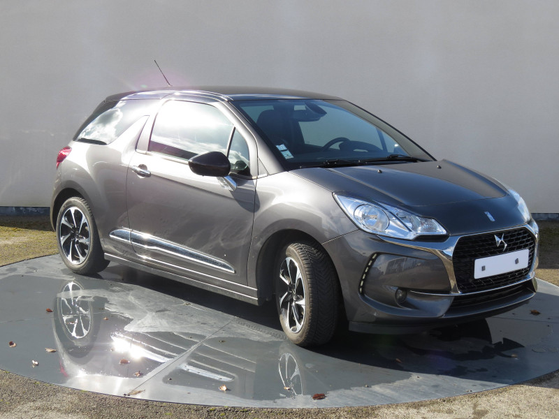 Used DS DS 3 DS 3 PureTech 82 BVM5 So Chic 3p 2018 Gris € 11190 in Troyes