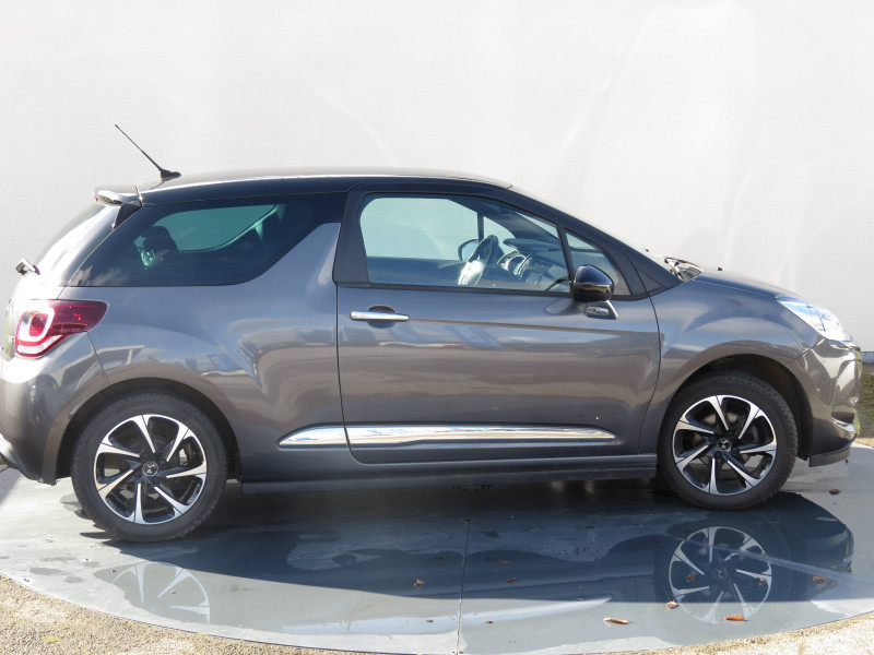 Used DS DS 3 DS 3 PureTech 82 BVM5 So Chic 3p 2018 Gris € 11190 in Troyes