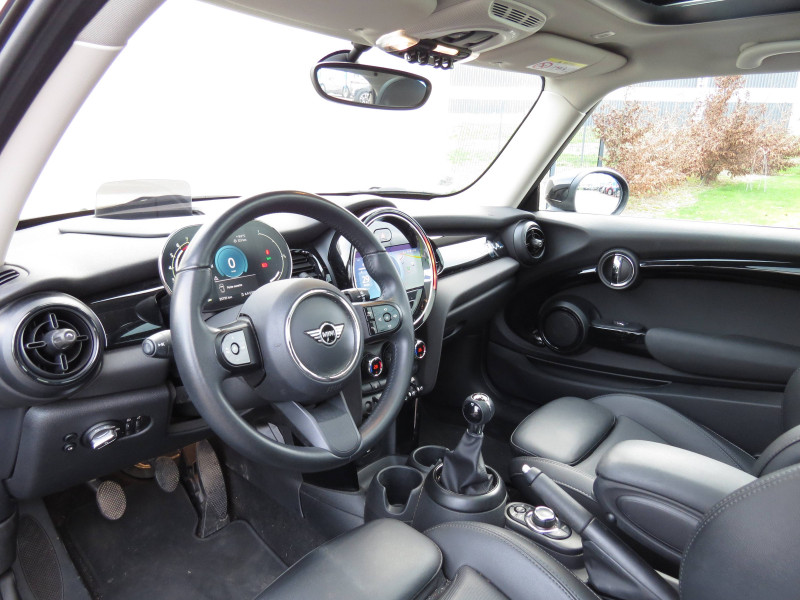 Occasion MINI Mini Hatch 3 Portes One 102 ch Edition Camden 3p 2021 Noir 20990 € à Troyes