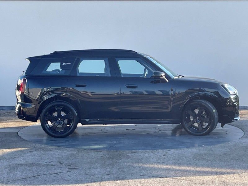 Used MINI Countryman C 170ch JCW DKG7 2024 Midnight Black II € 45900 in Troyes