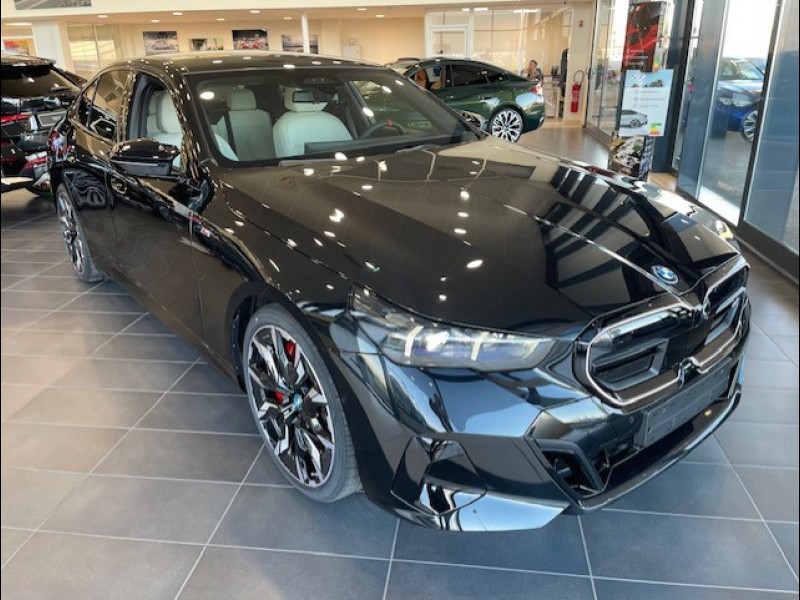 Occasion BMW Série 5 i5 M60 601ch xDrive 2024 Saphirschwarz métallisé 106038 € à Troyes