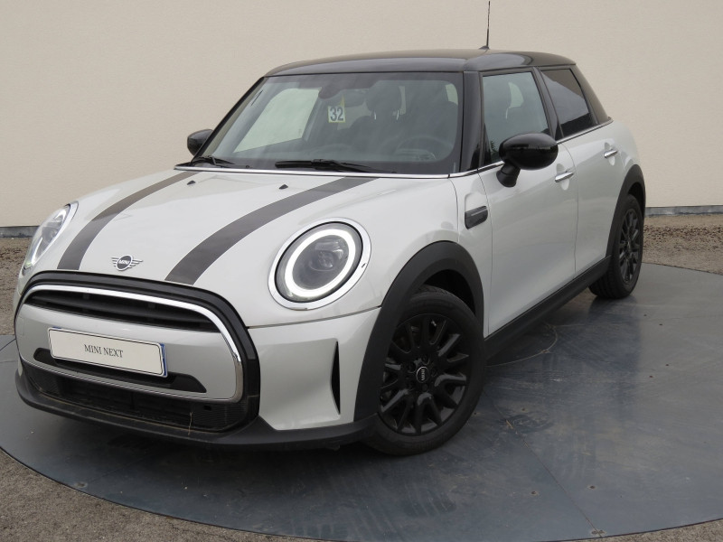 Occasion MINI Mini 5 Portes Cooper 136ch Essential BVA7 2022 White Silver 24500 € à Troyes