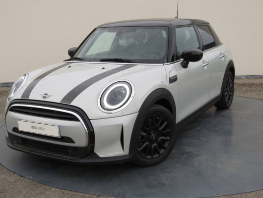 Occasion MINI Mini 5 Portes Cooper 136ch Essential BVA7 2022 White Silver 24 500 € à Troyes