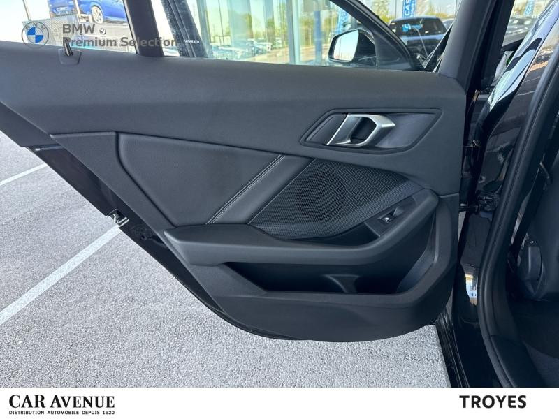 Occasion BMW Série 1 118iA 136ch Business Design DKG7 2022 Saphirschwarz métallisé 25999 € à Troyes