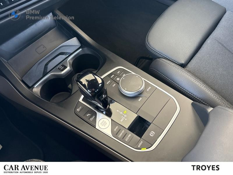 Occasion BMW Série 1 118iA 136ch Business Design DKG7 2022 Saphirschwarz métallisé 25999 € à Troyes