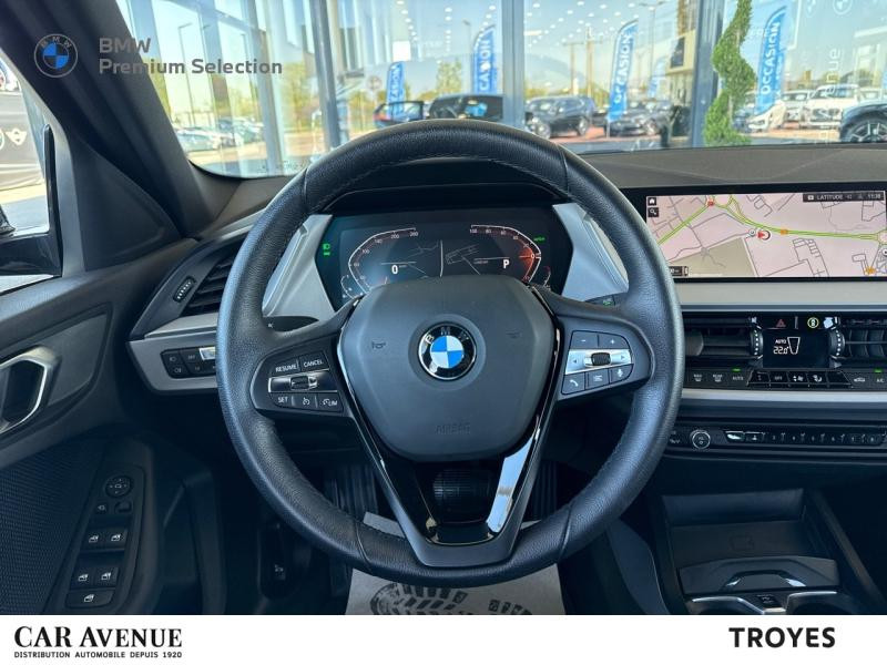 Occasion BMW Série 1 118iA 136ch Business Design DKG7 2022 Saphirschwarz métallisé 25999 € à Troyes