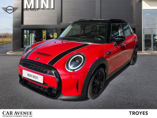 Occasion MINI Mini 5 Portes Cooper S 178ch Edition Camden BVA7 2022 Chili Red 28 500 € à Troyes