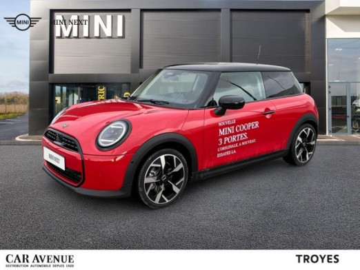 Occasion MINI Cooper 3 Portes C 156ch Classic DKG7 2024 Chili Red II 31 450 € à Troyes