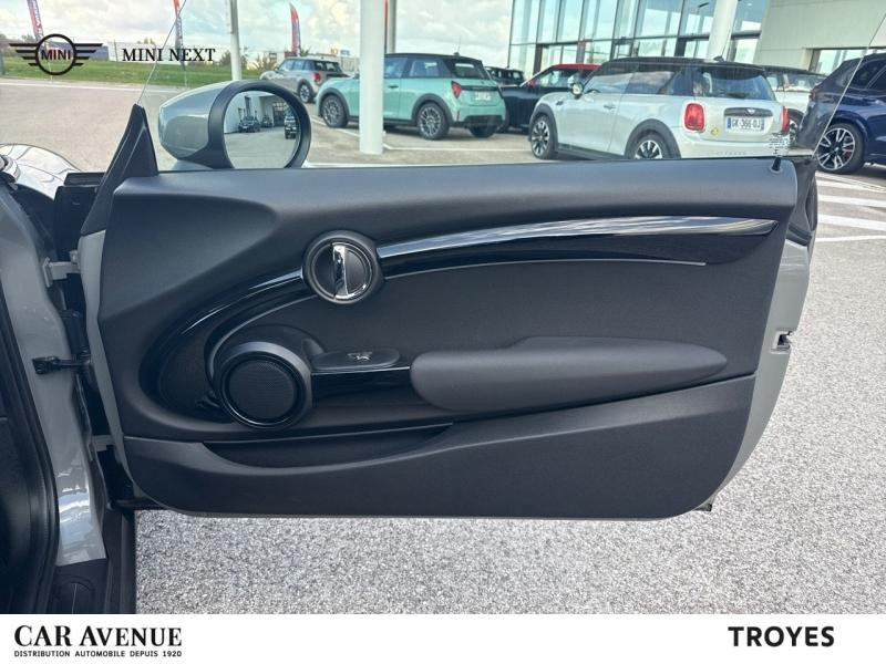 Used MINI Mini Cooper 136ch Edition Camden 2022 Moonwalk Grey € 24450 in Troyes