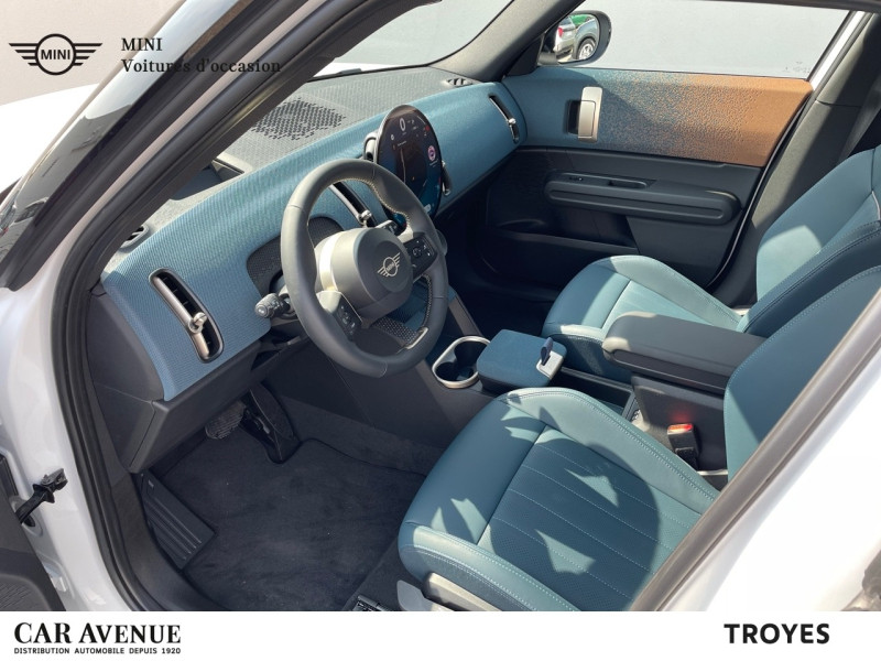 Occasion MINI Countryman C 170ch Favoured DKG7 2024 Nanuq White 42000 € à Troyes